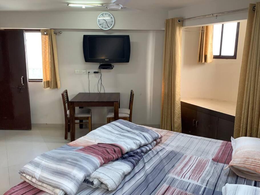 Kamil'S Studio Apartment Lucknow Luaran gambar