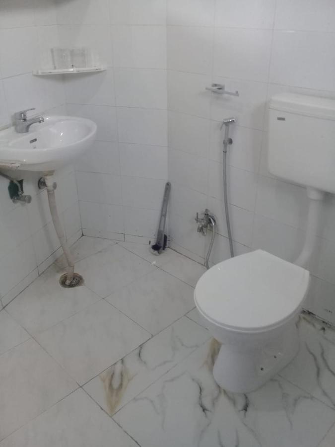 Kamil'S Studio Apartment Lucknow Luaran gambar